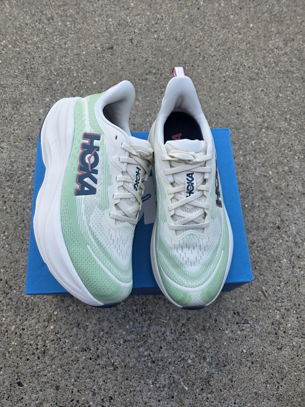Hoka Onr Women's Sneaker Size 9D (Wide )